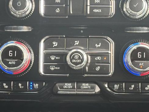 Used 2024 GMC Yukon Denali w/ Denali Reserve Package AWD/4WD image 5
