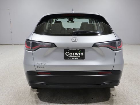 Used 2024 Honda HR-V LX image 4