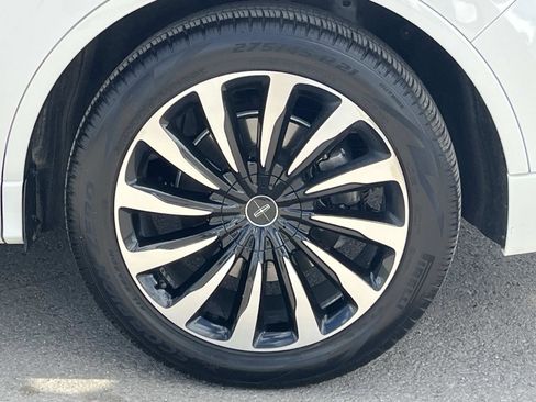 Used 2022 Lincoln Aviator Black Label Grand Touring image 12