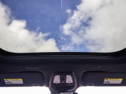 New 2026 Volvo XC60 T8 Plus w/ Protection Package Premier image 16