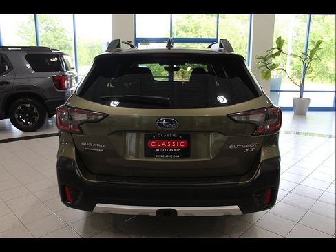 Used 2021 Subaru Outback Limited XT w/ Popular Package #2 AWD/4WD image 6
