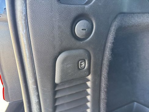 Used 2022 Dodge Durango R/T w/ Blacktop Package image 8