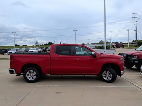 Used 2019 Chevrolet Silverado 1500 LT AWD/4WD image 9