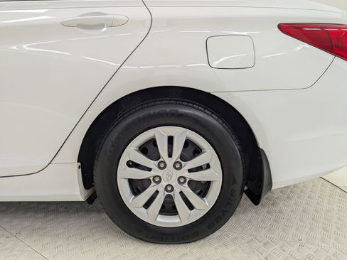 Used 2012 Hyundai Sonata GLS image 10