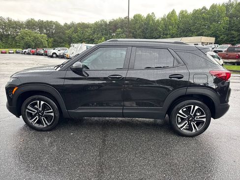 Used 2023 Chevrolet TrailBlazer LT w/ Convenience Package AWD/4WD image 4