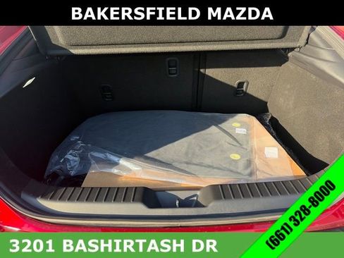 New 2026 MAZDA MAZDA3 Hatchback w/Premium Plus Pkg image 24