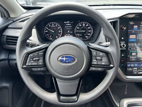 Used 2026 Subaru Crosstrek 2.5i Premium AWD/4WD image 18