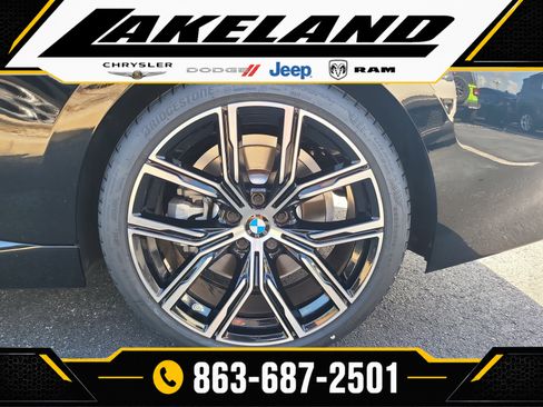 Used 2023 BMW 230i Coupe w/ Convenience Package RWD image 8