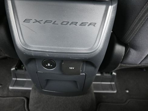 New 2025 Ford Explorer Active image 14