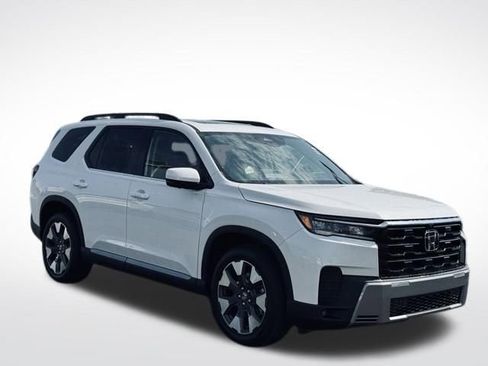 New 2026 Honda Pilot Touring image 4