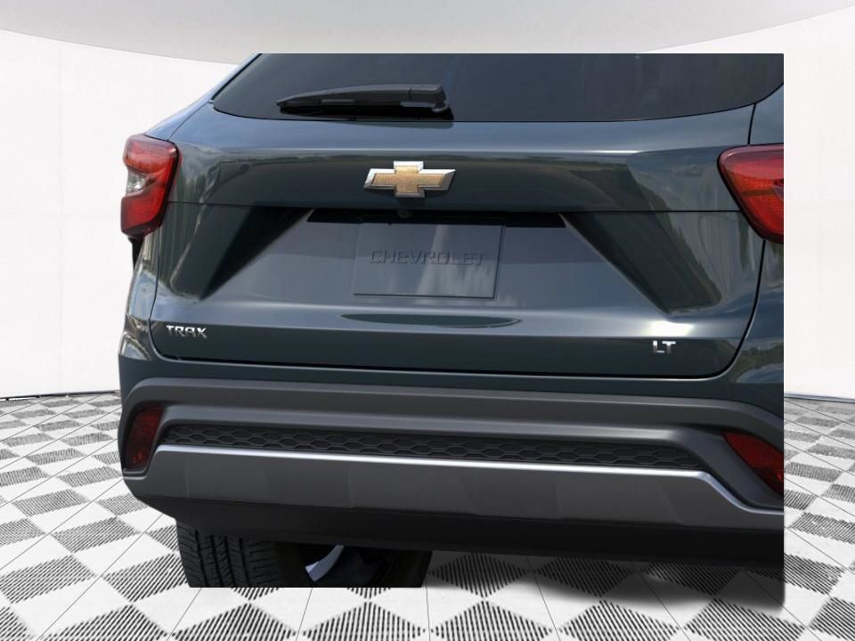 New 2026 Chevrolet Trax LT w/ LT Convenience Package FWD image 21