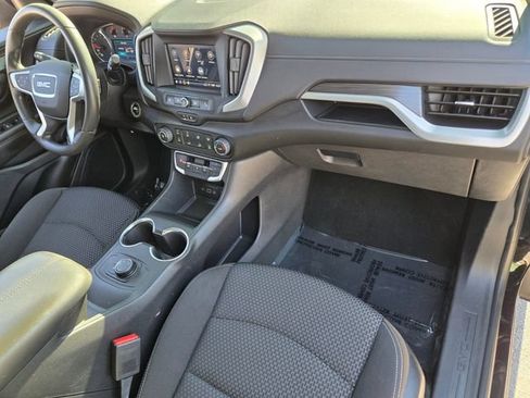 Used 2023 GMC Terrain SLE w/ Elevation Edition AWD/4WD image 23