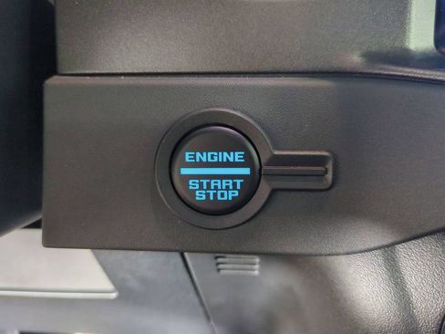 Used 2025 Ford Bronco Badlands AWD/4WD image 37
