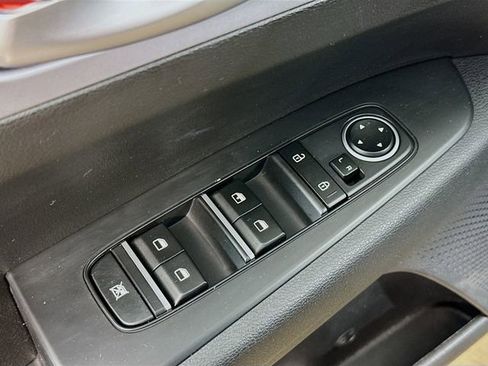 Used 2023 Kia Forte LXS w/ LXS Technology Package image 15