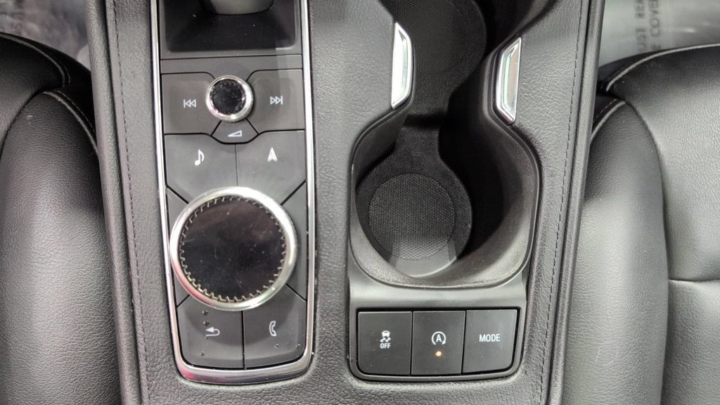 Used 2022 Cadillac XT4 Sport w/ Sun And Sound Package AWD/4WD image 15