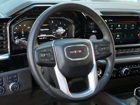 Used 2024 GMC Sierra 1500 SLT w/ SLT Premium Package AWD/4WD image 15