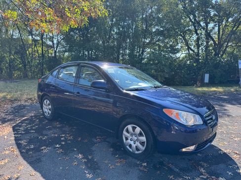 Used 2009 Hyundai Elantra GLS w/ Popular Equipment Pkg 2 image 4