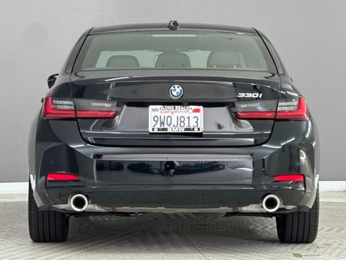 Used 2026 BMW 330i Sedan w/ Convenience Package RWD image 9