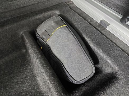 Used 2022 Rivian R1S Launch Edition image 34