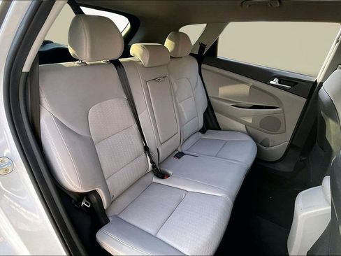 Used 2019 Hyundai Tucson SE image 19