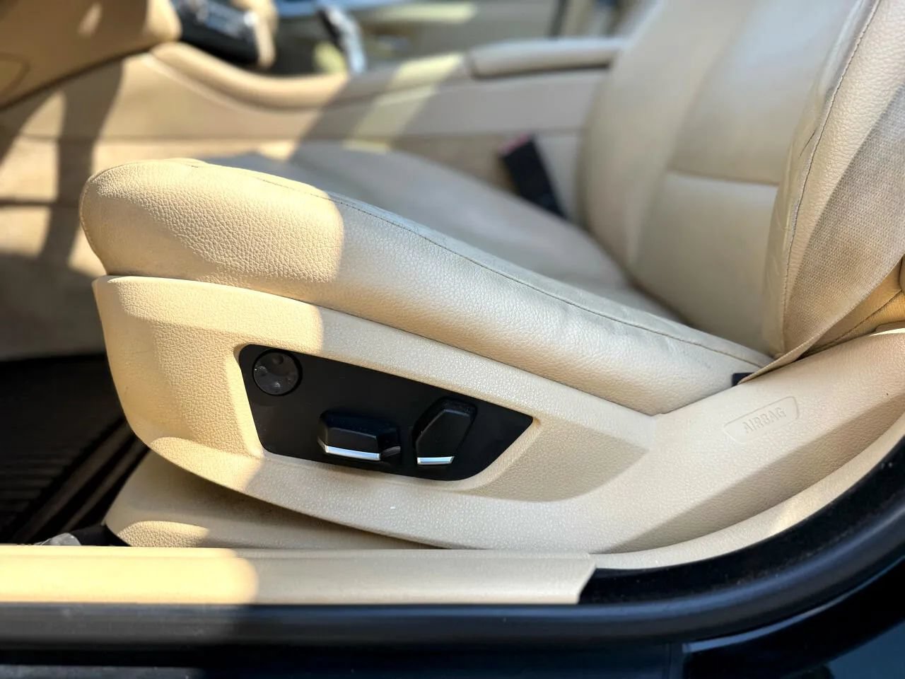 Used 2013 BMW 528i Sedan RWD image 28