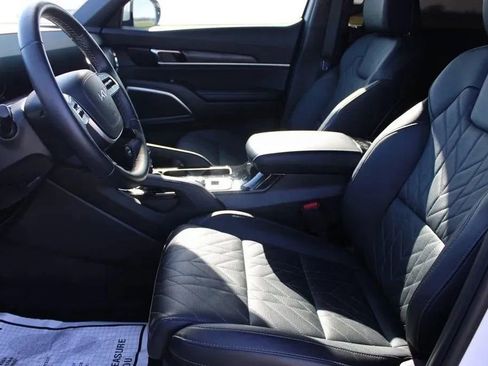 Used 2025 Kia Telluride SX X-Line AWD/4WD image 9