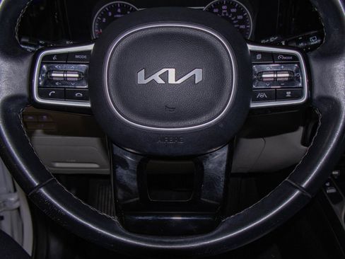 Used 2022 Kia Sorento EX FWD image 12