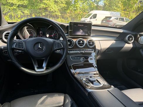 Used 2018 Mercedes-Benz C 300 4MATIC Sedan image 23