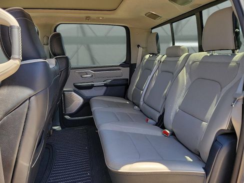 Used 2022 RAM 1500 Limited AWD/4WD image 8