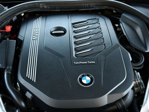 Used 2020 BMW 740i w/ Luxury Rear Seating Package image 69