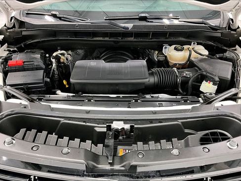 Used 2023 Chevrolet Suburban RST w/ Luxury Package RWD image 11