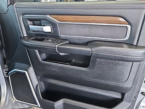 Used 2024 RAM 2500 Laramie image 13