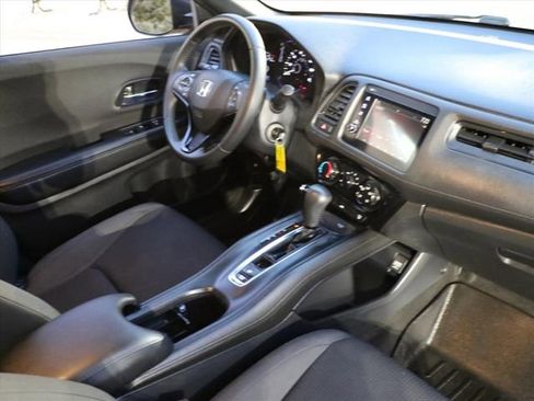 Used 2022 Honda HR-V Sport image 11