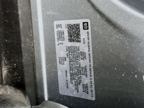 Used 2025 Chevrolet Equinox LT image 12