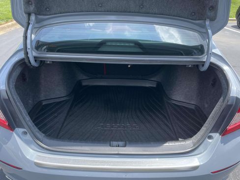 Used 2021 Honda Accord Sport image 8
