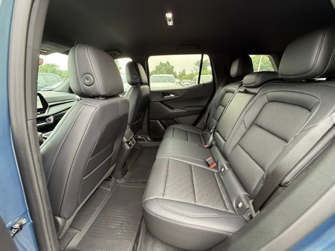 New 2026 Chevrolet Equinox LT w/ Convenience Package II AWD/4WD image 23