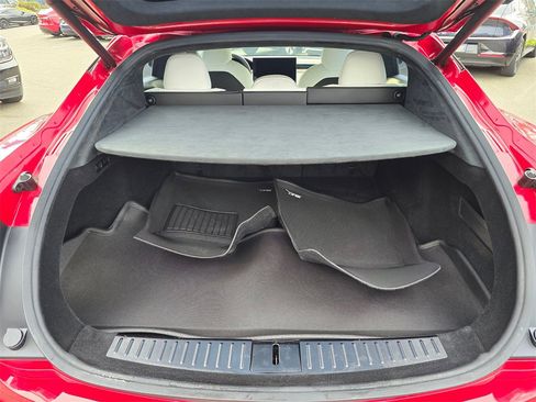 Used 2021 Tesla Model S Plaid image 18