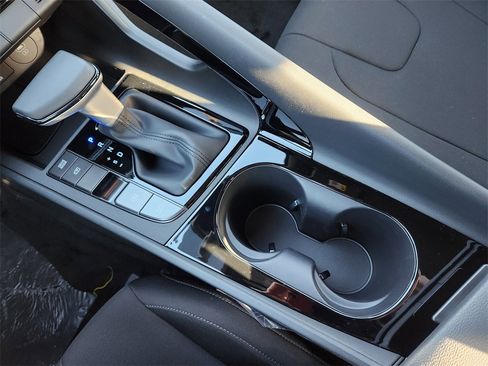 New 2025 Hyundai Elantra SEL image 21