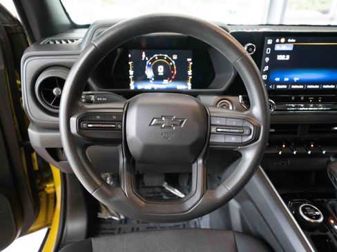 Used 2023 Chevrolet Colorado Trail Boss w/ Technology Package AWD/4WD image 20