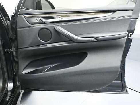 Used 2017 BMW X5 xDrive40e image 47