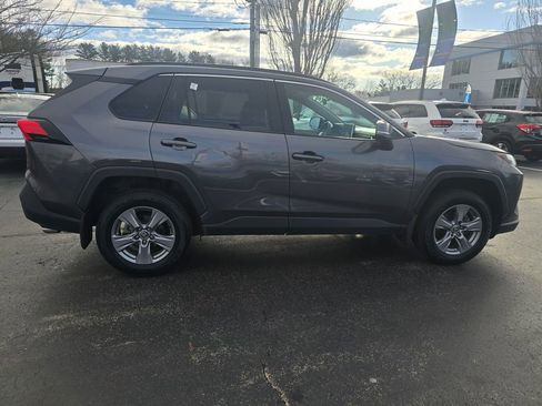 Used 2024 Toyota RAV4 XLE w/ Convenience Package image 8