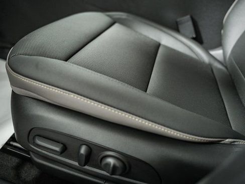 New 2026 Chevrolet Trax ACTIV w/ Driver Confidence Package image 35