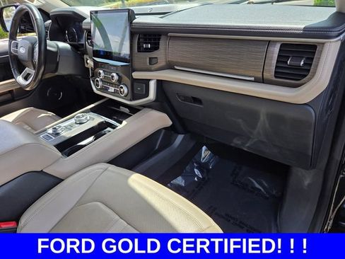 Used 2024 Ford Expedition Limited AWD/4WD image 18