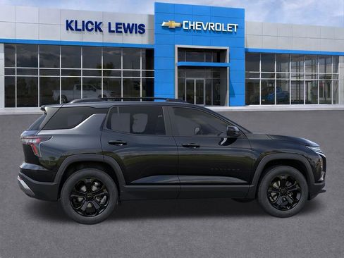 New 2026 Chevrolet Equinox LT w/ Midnight Edition AWD/4WD image 5