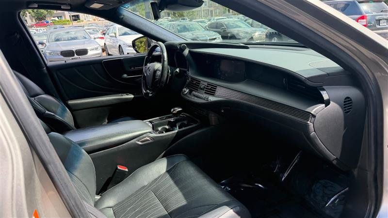 Used 2019 Lexus LS 500 AWD w/ Interior Upgrade Package image 6