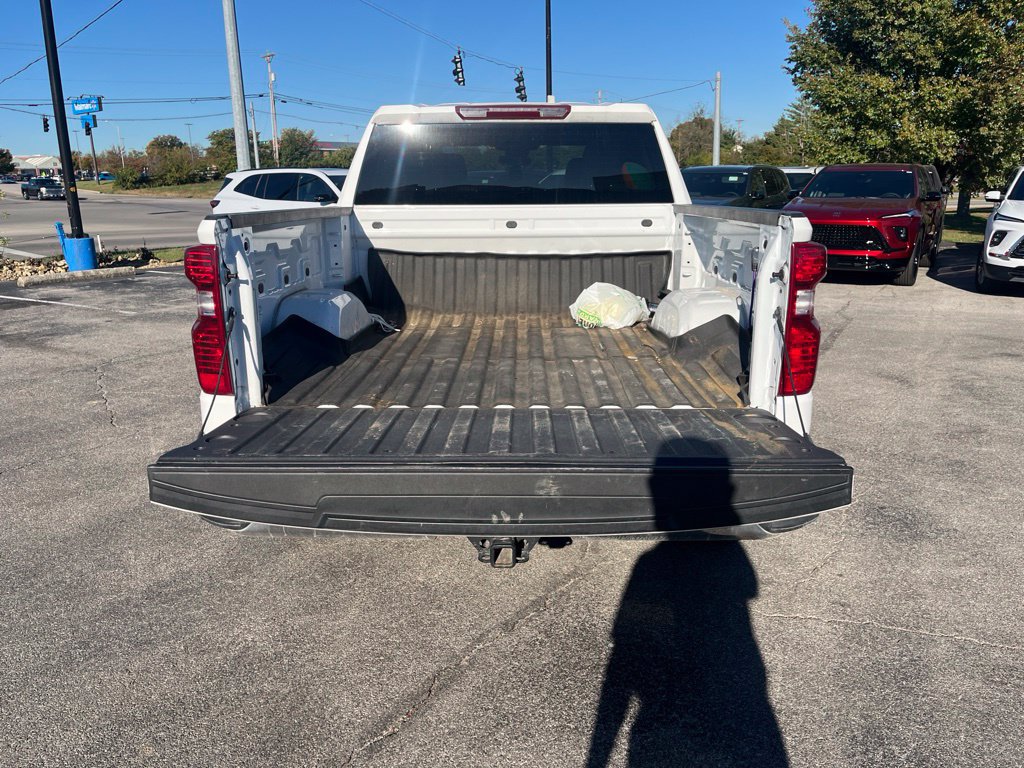 Used 2024 Chevrolet Silverado 1500 LT AWD/4WD image 11