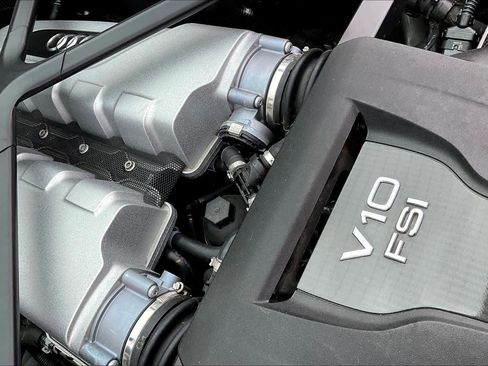 Used 2023 Audi R8 V10 performance w/ Dynamic Package image 33