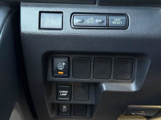 Certified 2025 Nissan Frontier SV RWD image 25