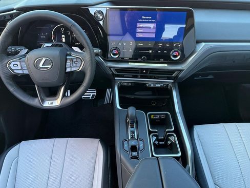 New 2026 Lexus TX 500h AWD image 21