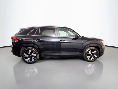 Used 2026 Volkswagen Atlas Cross Sport SE FWD image 11